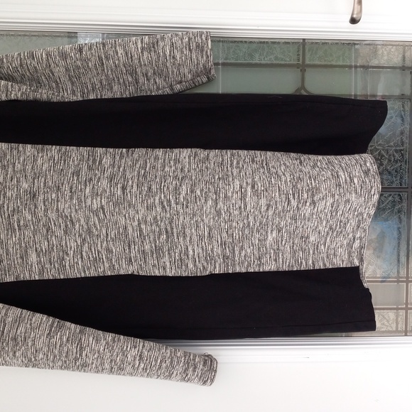 Athleta Gap Size M Midi Grey+Black Long Slv Pockets Stretchy Dress Excel. Cond. - Picture 3 of 9